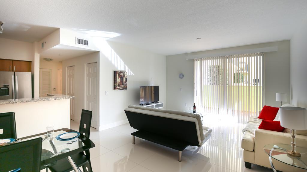 Pelicanstay In Coral Gables Miami Екстер'єр фото