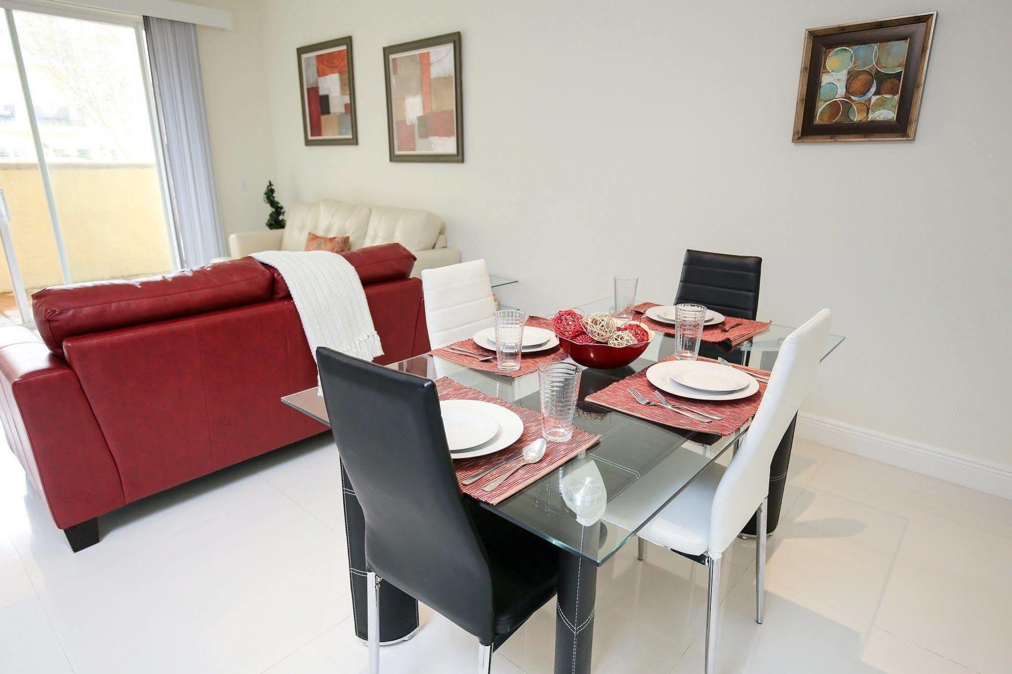 Pelicanstay In Coral Gables Miami Екстер'єр фото