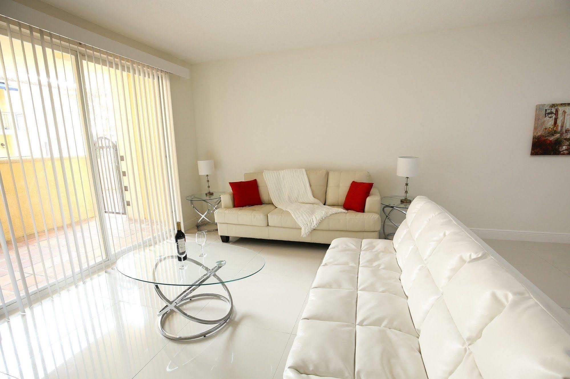 Pelicanstay In Coral Gables Miami Екстер'єр фото