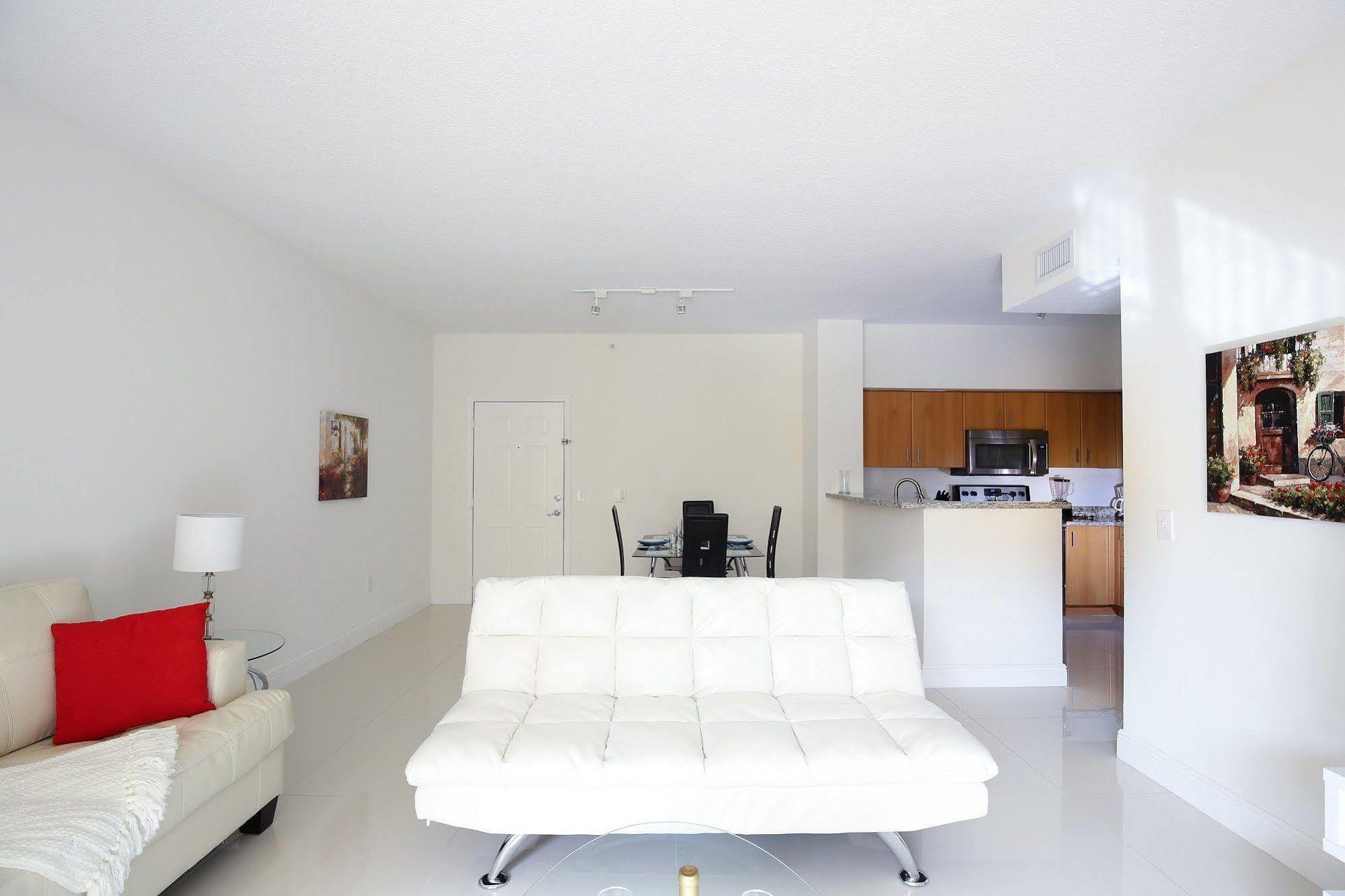 Pelicanstay In Coral Gables Miami Екстер'єр фото