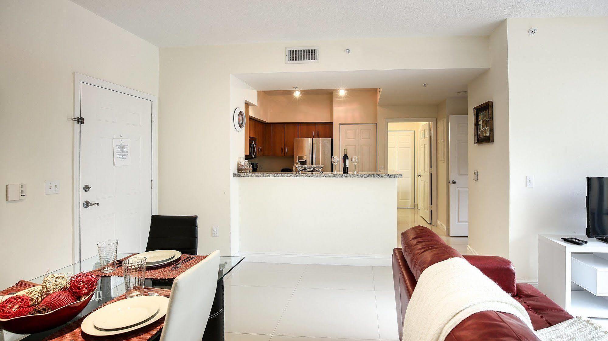 Pelicanstay In Coral Gables Miami Екстер'єр фото