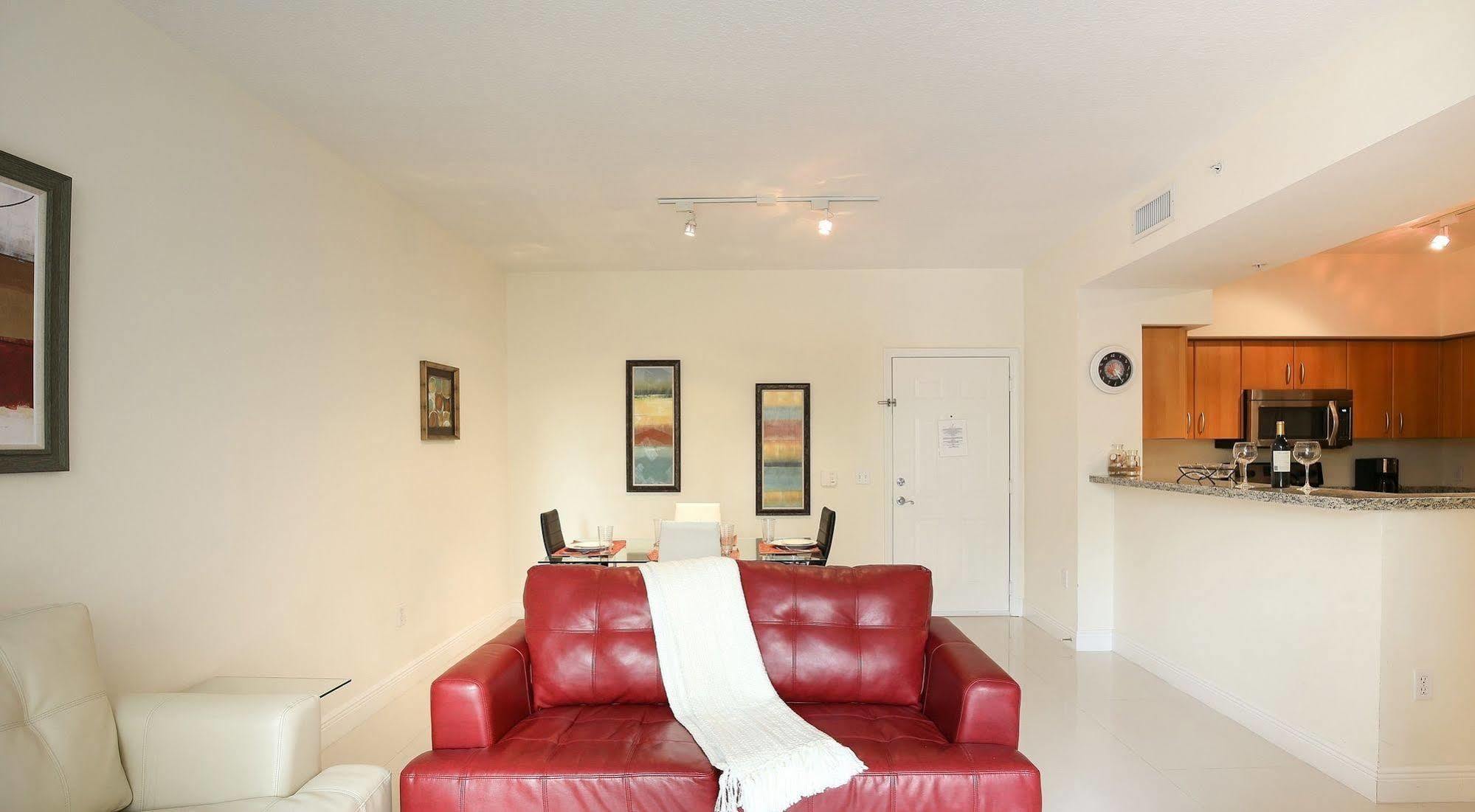 Pelicanstay In Coral Gables Miami Екстер'єр фото